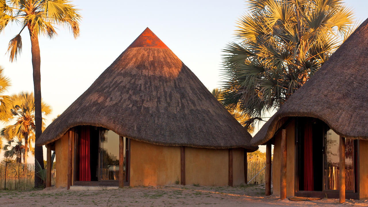 Ongula Village Homestead Lodge Omupumba Екстер'єр фото