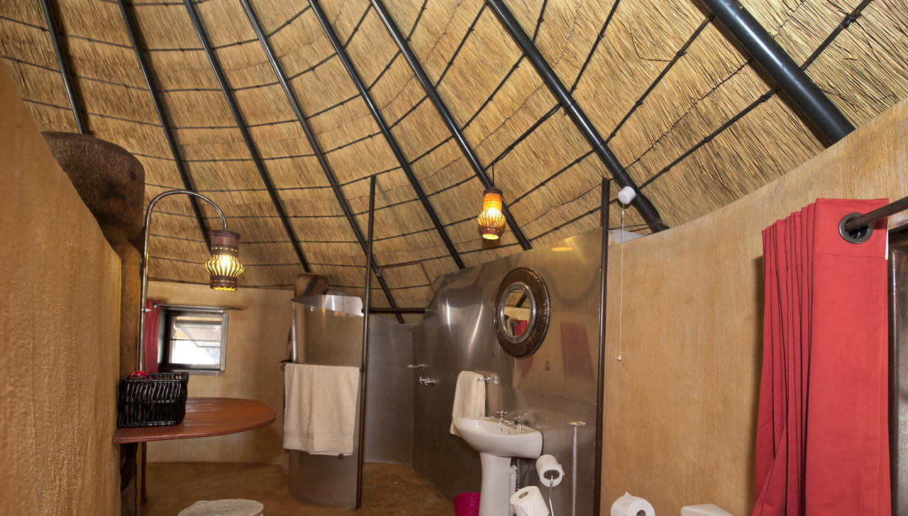 Ongula Village Homestead Lodge Omupumba Номер фото